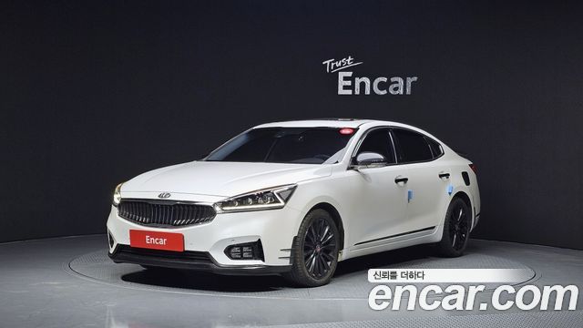 Kia K7 2017 — photo 1