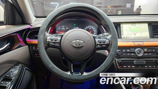 Kia K7 2017 — photo 19
