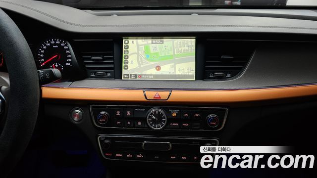 Kia K7 2017 — photo 20