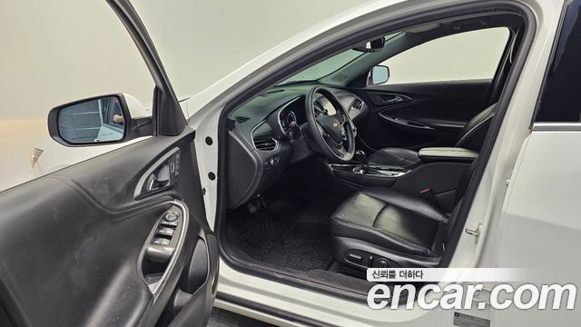 Chevrolet Korea Malibu 2017 — photo 10