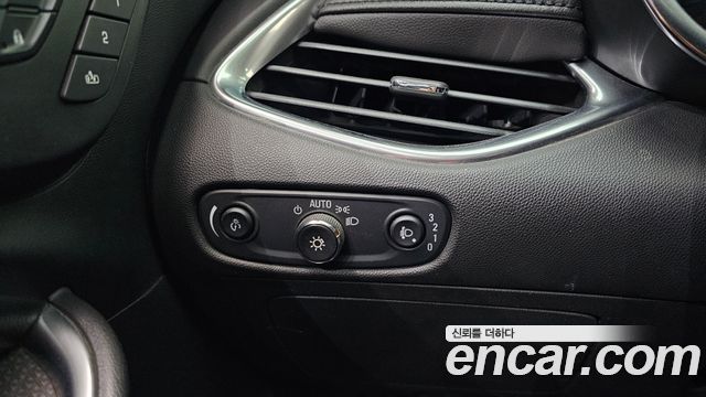 Chevrolet Korea Malibu 2017 — photo 17