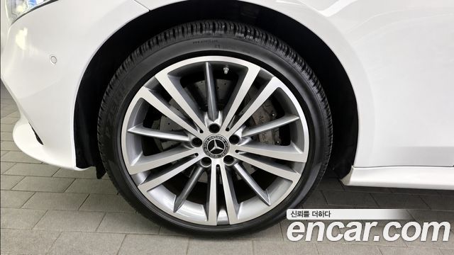 Mercedes-Benz CLS-Class 2019 — photo 5