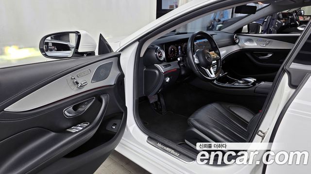 Mercedes-Benz CLS-Class 2019 — photo 10