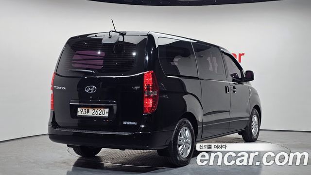 Hyundai Starex 2018 — photo 2