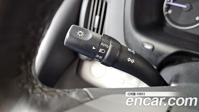 Hyundai Starex 2018 — photo 17