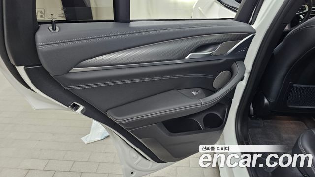 BMW X4 2025 — photo 15