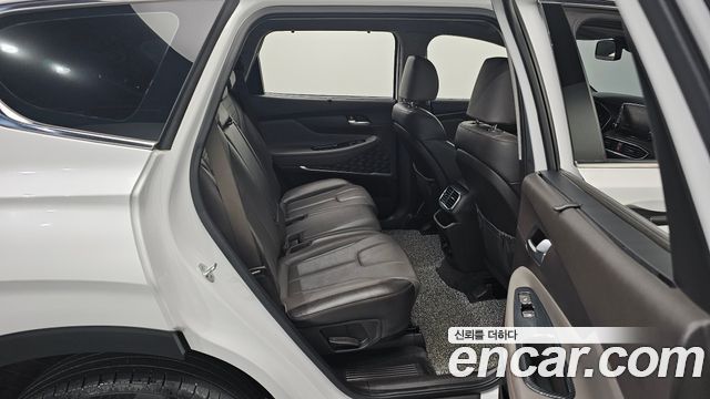 Hyundai Santafe 2019 — photo 11