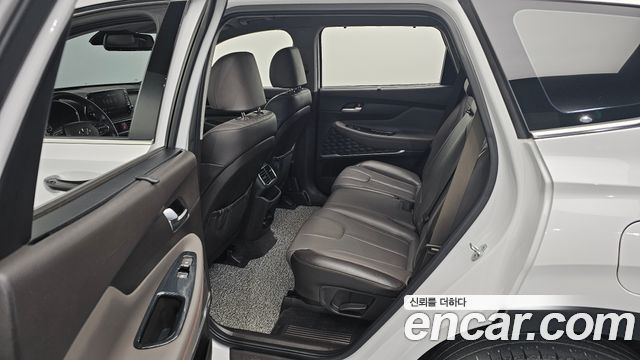 Hyundai Santafe 2019 — photo 12