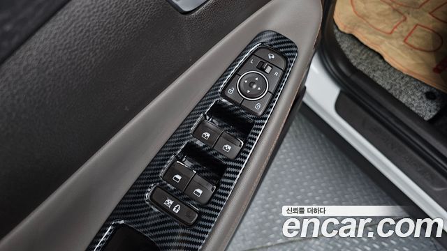 Hyundai Santafe 2019 — photo 13