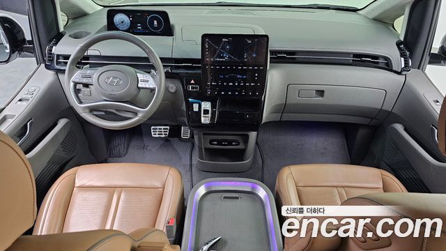 Hyundai Staria 2022 — photo 10