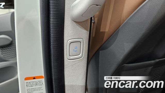 Hyundai Staria 2022 — photo 27