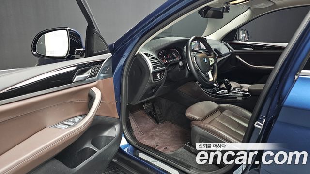 BMW X4 2021 — photo 17
