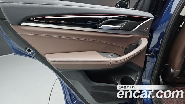 BMW X4 2021 — photo 15
