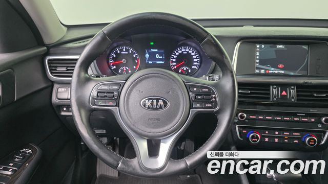 Kia K5 2016 — photo 20