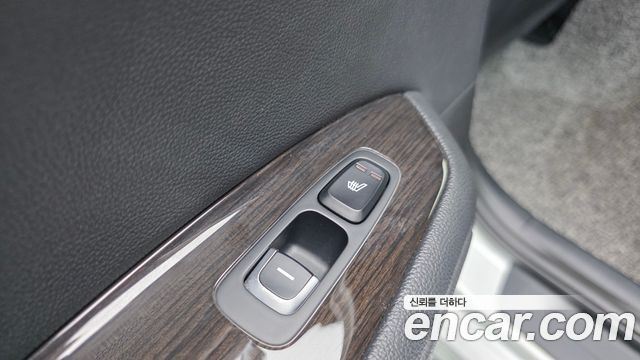 Kia K5 2016 — photo 24