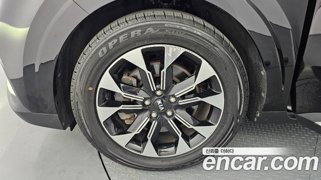 Kia Canival 2021 — photo 5