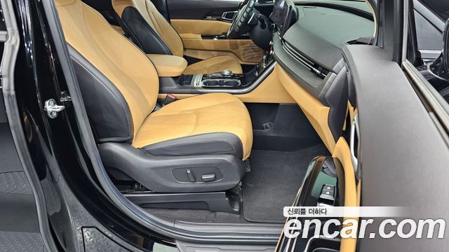 Kia Canival 2021 — photo 11