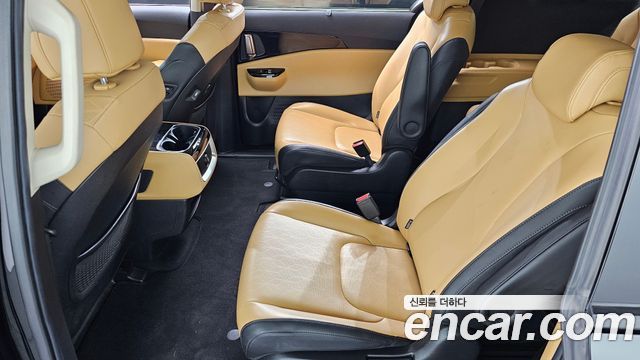 Kia Canival 2021 — photo 12