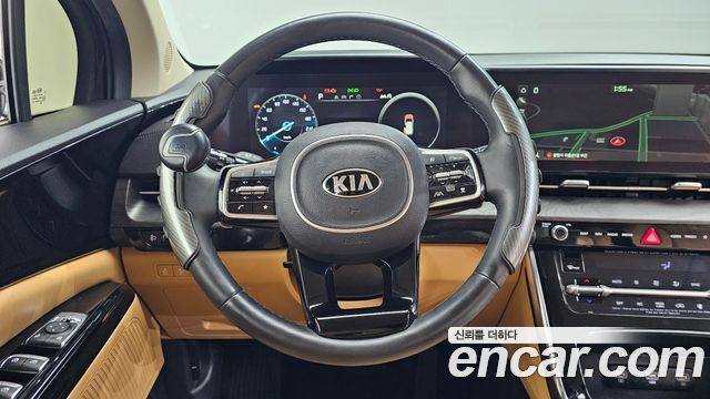 Kia Canival 2021 — photo 13