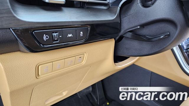 Kia Canival 2021 — photo 19