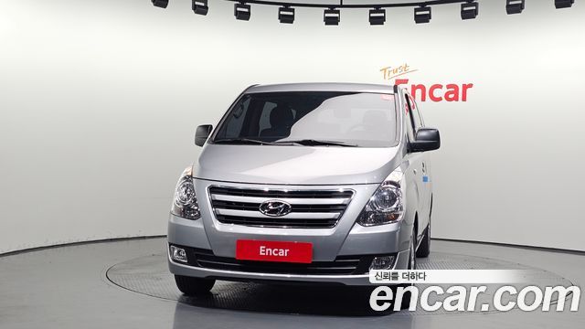 Hyundai Starex 2017 — photo 3