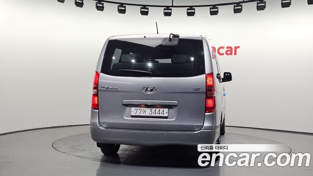 Hyundai Starex 2017 — photo 4