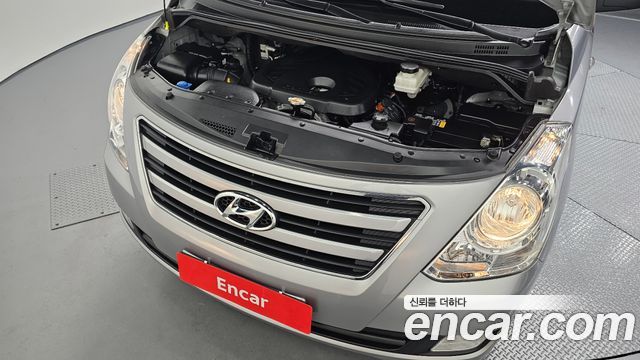 Hyundai Starex 2017 — photo 6