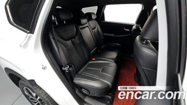 Hyundai Santafe 2019 — photo 17