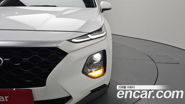 Hyundai Santafe 2019 — photo 8