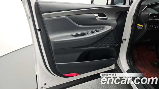 Hyundai Santafe 2019 — photo 14