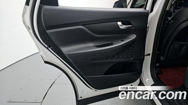Hyundai Santafe 2019 — photo 15