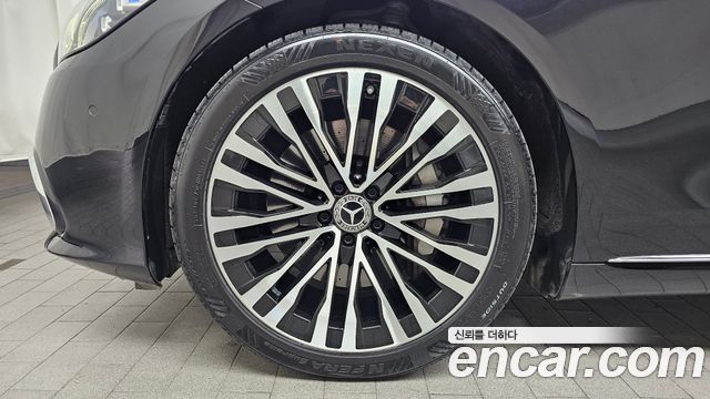 Mercedes-Benz S-Class 2021 — photo 5