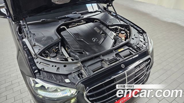 Mercedes-Benz S-Class 2021 — photo 6