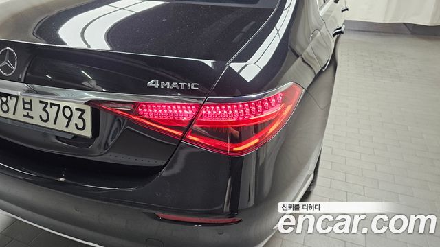 Mercedes-Benz S-Class 2021 — photo 9