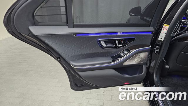 Mercedes-Benz S-Class 2021 — photo 15