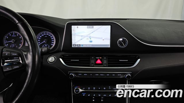 Hyundai Grandeur 2017 — photo 20