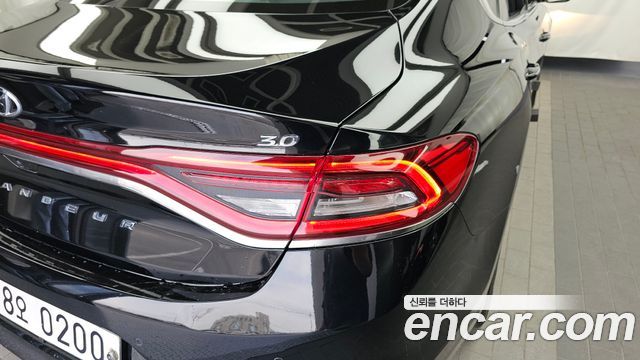 Hyundai Grandeur 2017 — photo 9