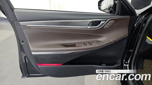 Hyundai Grandeur 2017 — photo 14