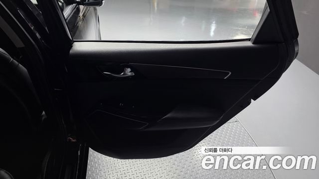 Kia K7 2020 — photo 15