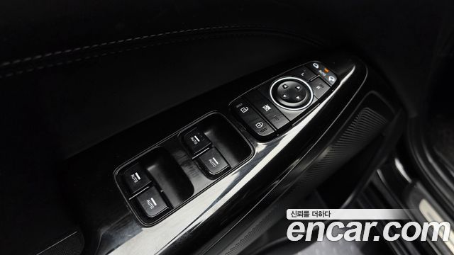Kia K7 2020 — photo 30