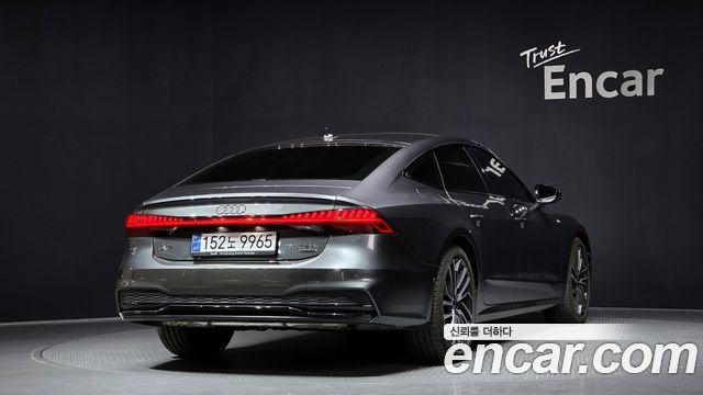 Audi A7 2024 — photo 2
