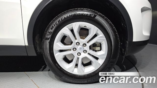 Land Rover Discovery Sport 2020 — photo 7