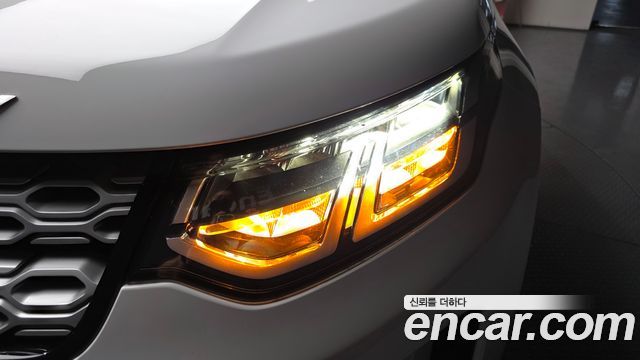 Land Rover Discovery Sport 2020 — photo 8