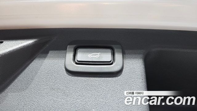 Land Rover Discovery Sport 2020 — photo 27