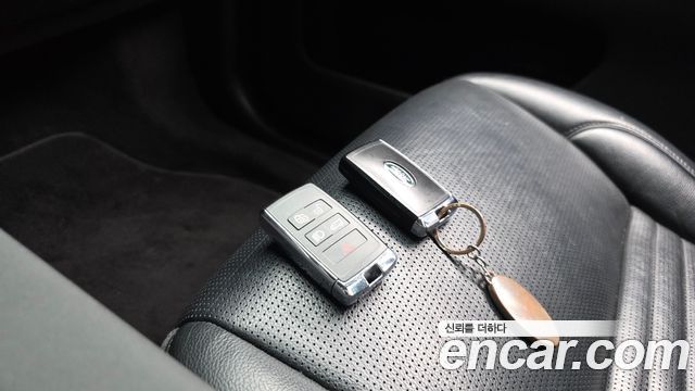 Land Rover Discovery Sport 2020 — photo 32
