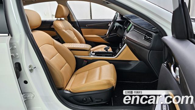Kia K7 2020 — photo 17