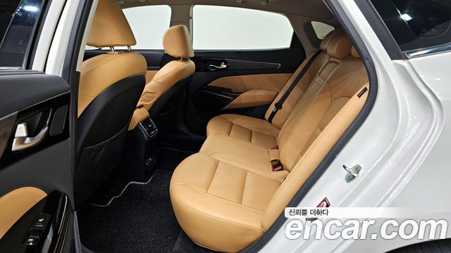 Kia K7 2020 — photo 16