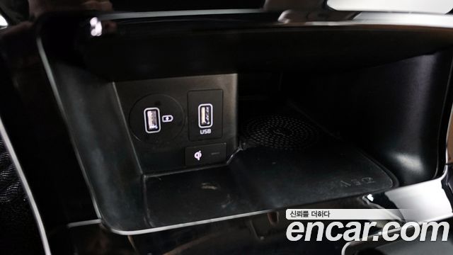 Kia K7 2020 — photo 27