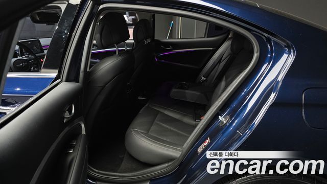 Genesis G70 2019 — photo 18