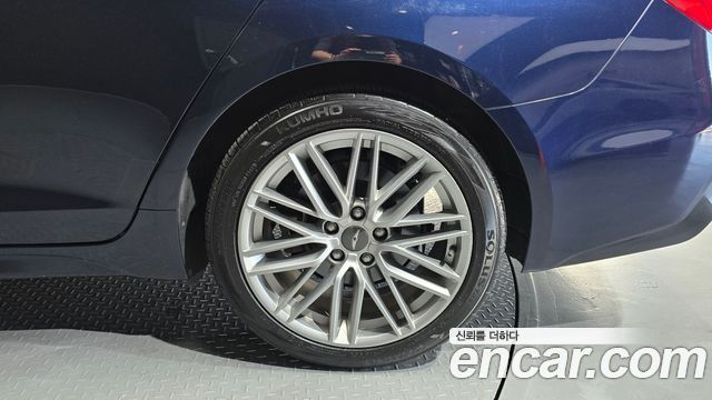 Genesis G70 2019 — photo 7